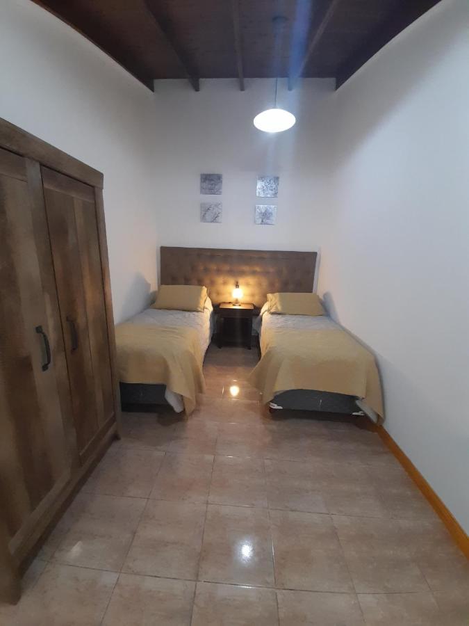 Monsenor Fagnano 592 "C" Apartment Ushuaia Bagian luar foto
